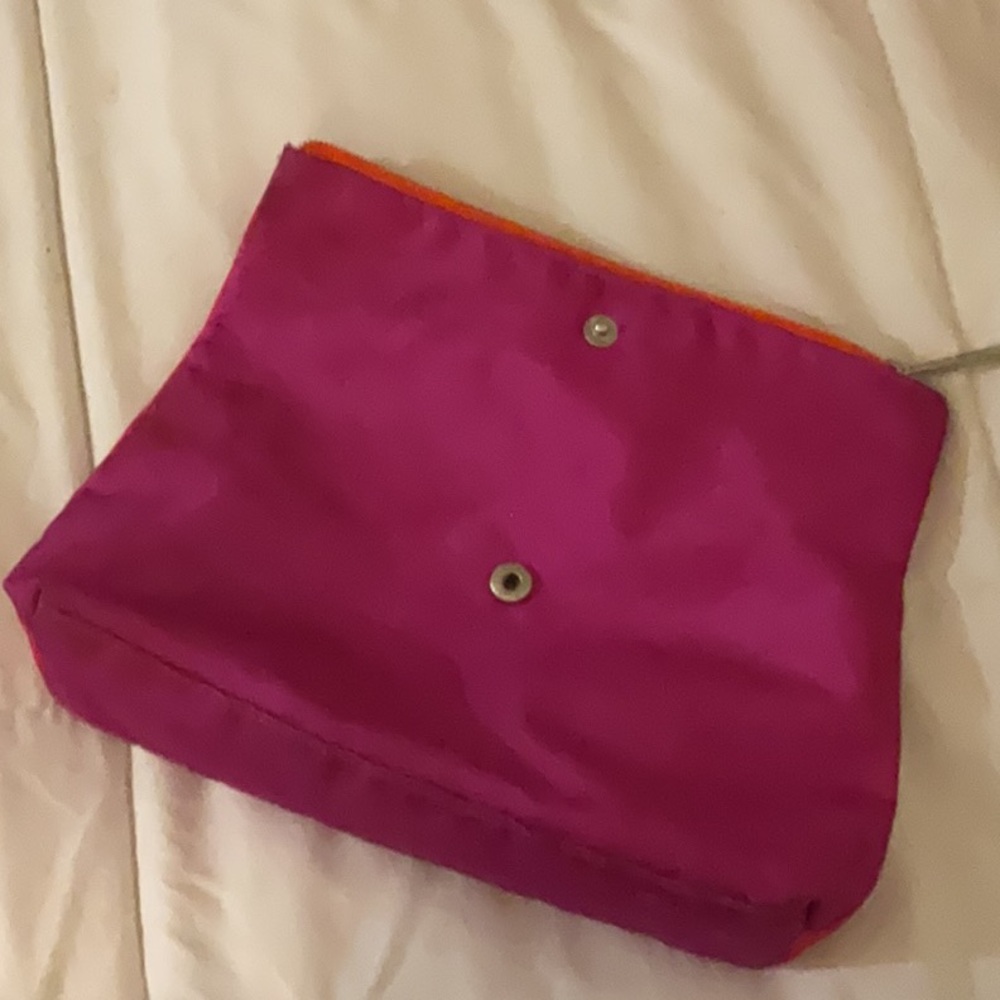 Clinique Travel Accessory